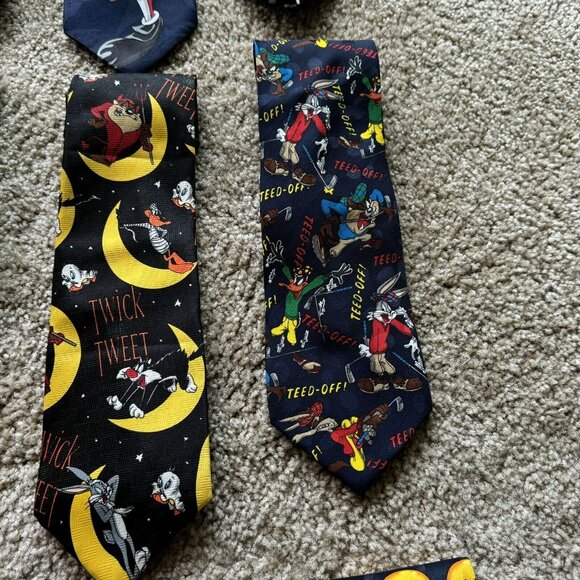 VTG 90s Looney Tunes Neckties Lot of 12 AOP Baseball Halloween Valentine's Day - Picture 8 of 13